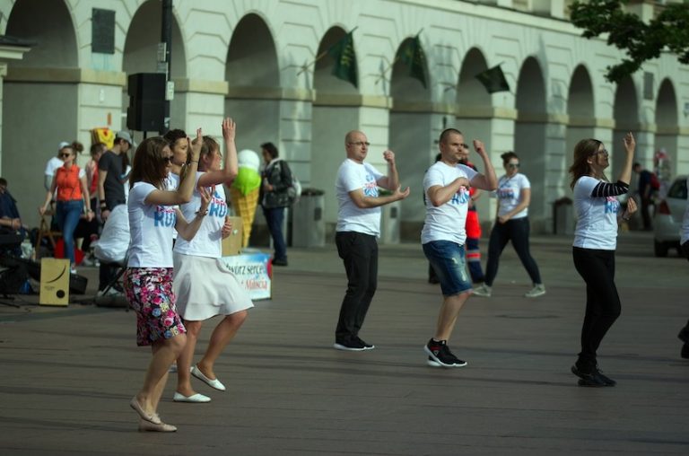 zumba for men is great alternative to gym